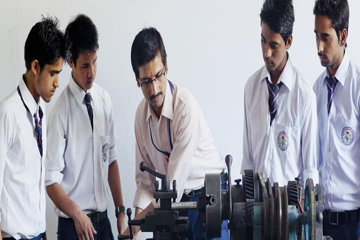 Shree Dev Bhoomi Institute of Education Science and Technology campus in Dehradun, Uttarakhand, India — photo 4