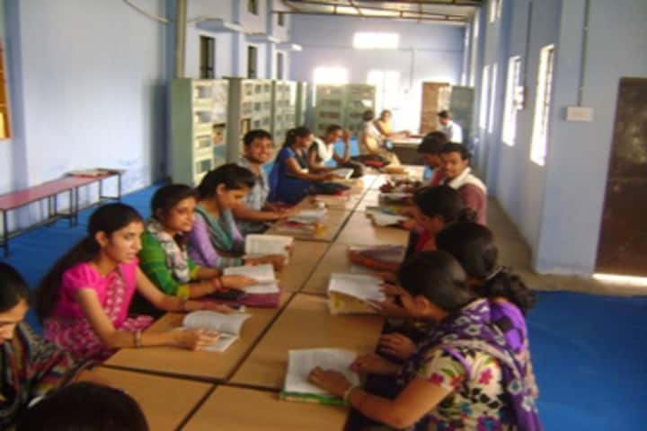 Saket MGM College of Education campus in Vidisha, Madhya Pradesh, India — photo 2