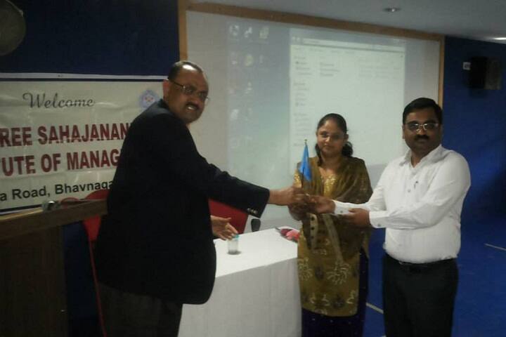 Shree Sahajanand Institute of Management campus in Bhavnagar, Gujarat, India — photo 3