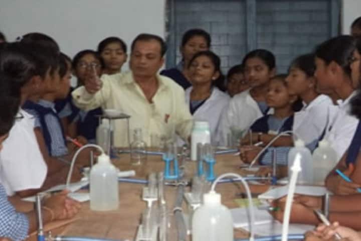 Niranjan Government Womens College campus in Aska, Odisha, India — photo 3