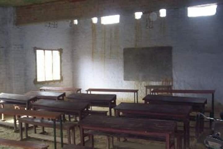 Parashuram Verma Smarak Mahila Mahavidyalaya campus in Faizabad, Uttar Pradesh, India — photo 6