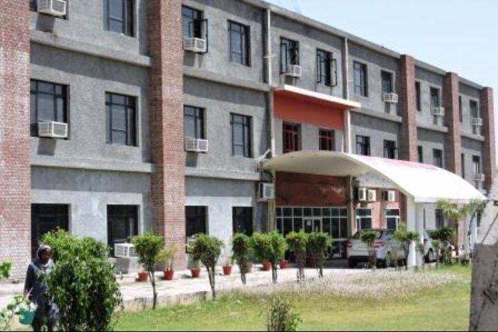 Pannu College for Women campus in Gurdaspur, Punjab, India — photo 3