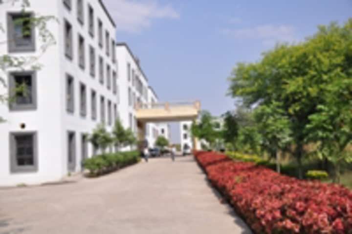 Rewa College of Education campus in Rewa, Madhya Pradesh, India — photo 1