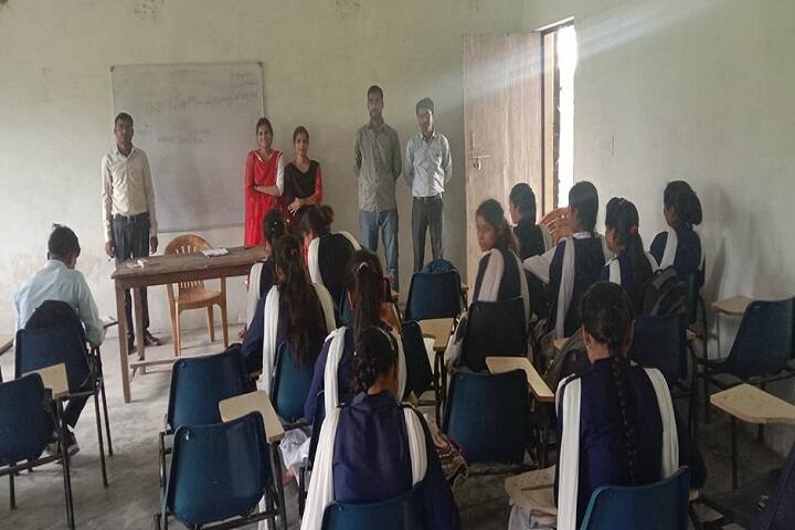 Krishna Naresh Mahavidyalaya campus in Pilibhit, Uttar Pradesh, India — photo 1