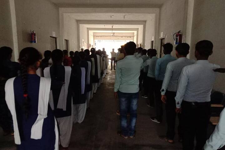 Krishna Naresh Mahavidyalaya campus in Pilibhit, Uttar Pradesh, India — photo 5