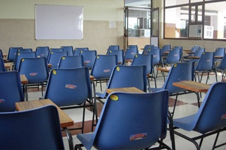 Pioneer Girl's Degree College campus in Lucknow, Uttar Pradesh, India — photo 3