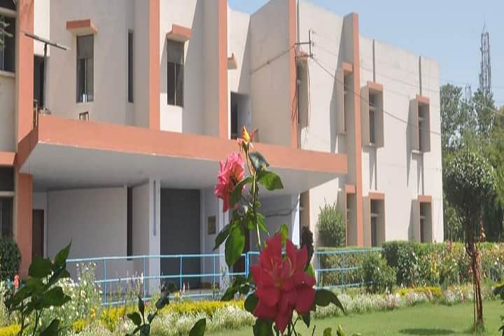 Munna Lal and Jai Narayan Khemka Girls College, Saharanpur campus in Saharanpur, Uttar Pradesh, India
