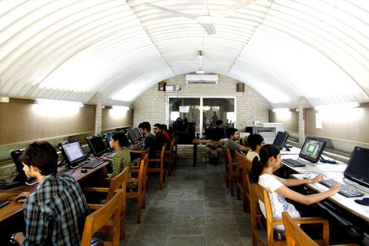 Vadodara Design Academy campus in Vadodara, Gujarat, India — photo 5