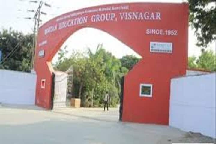 Swami Sachchidanand Polytechnic College campus in Visnagar, Gujarat, India — photo 2