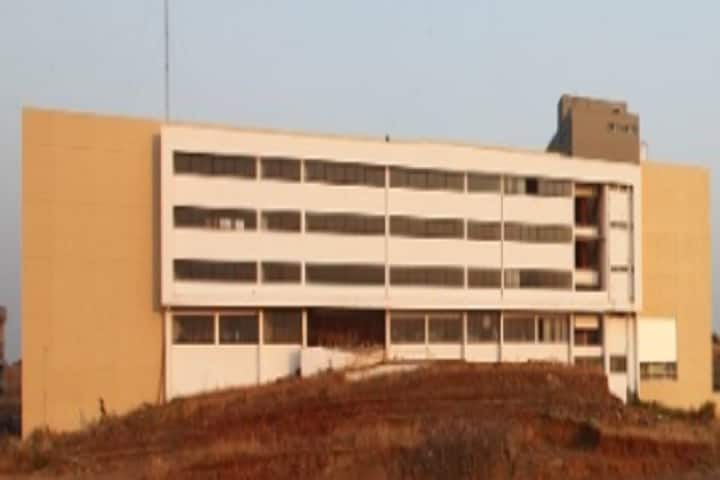 Sanghavi College of Engineering campus in Nashik, Maharashtra, India — photo 1