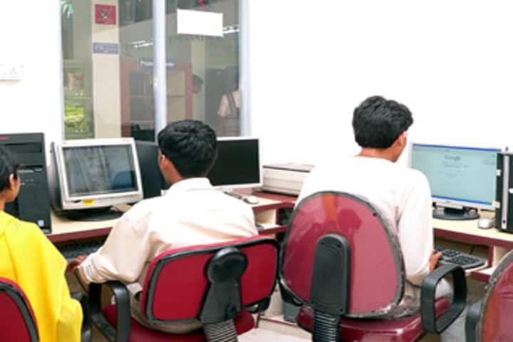 Sanghavi College of Engineering campus in Nashik, Maharashtra, India — photo 3