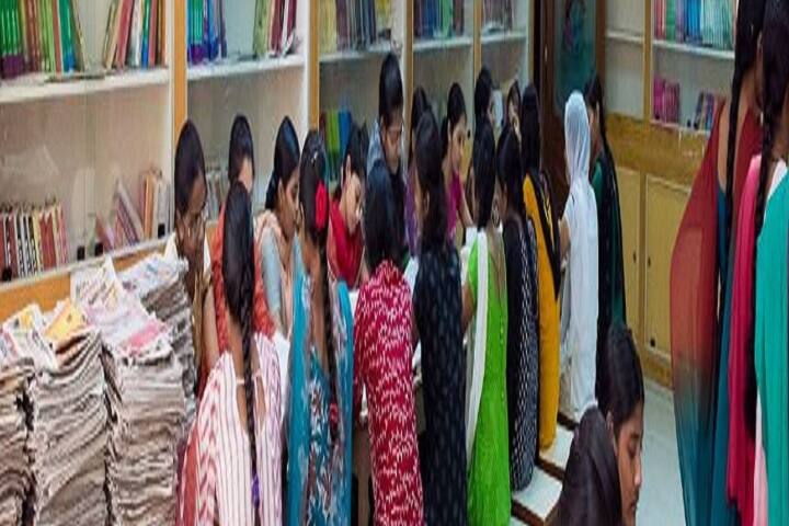 Kakatiya Mahila PG College campus in Hanamkonda, Telangana, India — photo 5