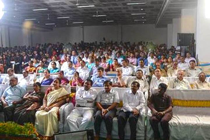 Santhiram Medical College and General Hospital campus in Nandyal, Andhra Pradesh, India — photo 3