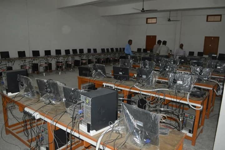 Indramohan Chauhan Memorial Polytechnic campus in Mau, Uttar Pradesh, India — photo 5