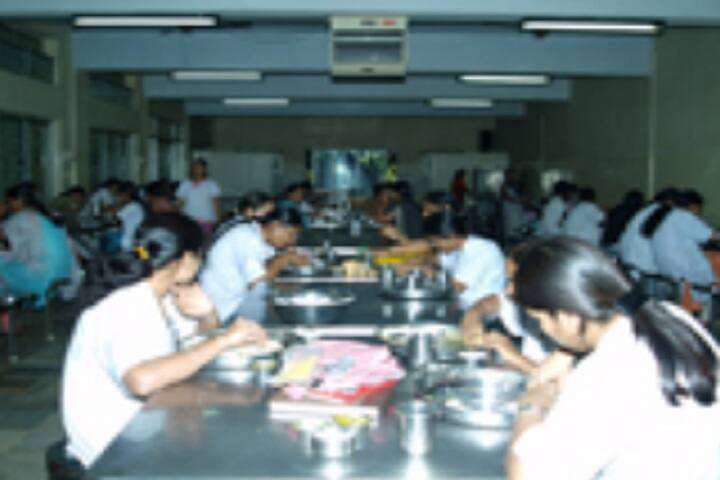 Sri Ramachandra College of Management campus in Thiruvallur, Tamil Nadu, India — photo 4