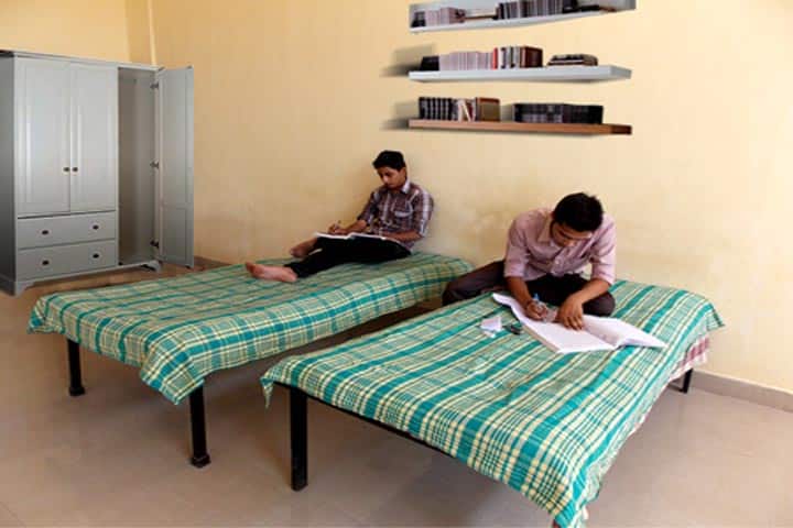 Rajiv Gandhi College of Engineering campus in Ahmednagar, Maharashtra, India — photo 6