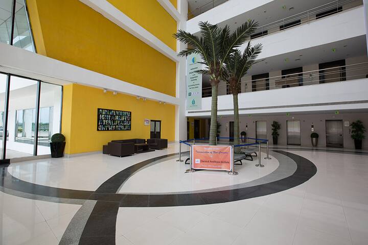 Charnock School of Nursing campus in Kolkata, West Bengal, India — photo 1