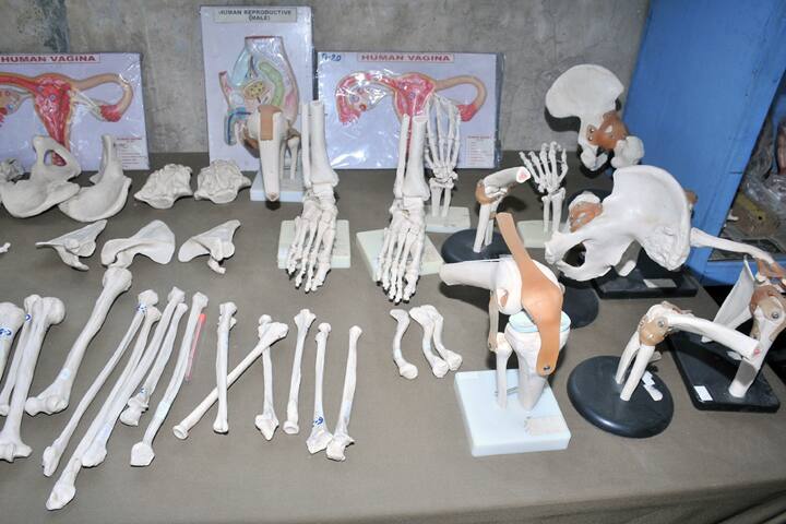 Murlidhar Nursing Institute campus in Rajkot, Gujarat, India — photo 3