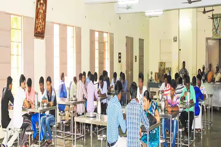 Pandian Saraswathi Yadav Engineering College campus in Sivaganga, Tamil Nadu, India — photo 3