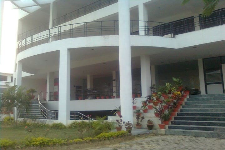 Central Institute of Management and Technology campus in Lucknow, Uttar Pradesh, India — photo 2