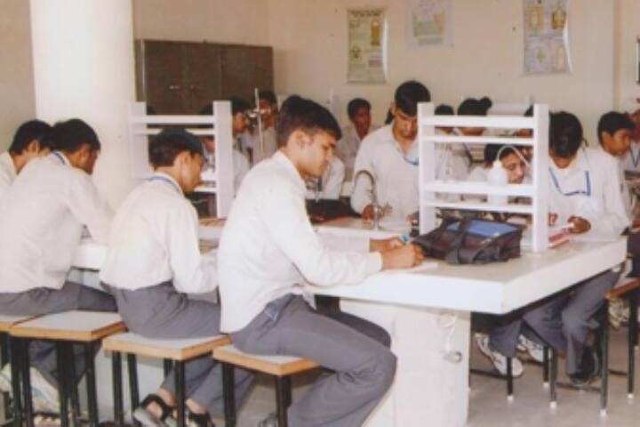 Rajendra Polytechnic campus in Sirsa, Haryana, India — photo 4