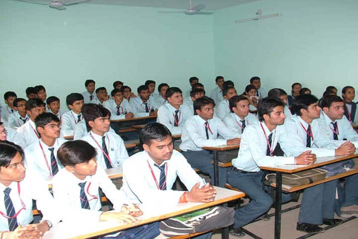 Shri VJ Modha College campus in Porbandar, Gujarat, India — photo 6