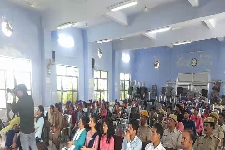 MAJ Government College campus in Deeg, Rajasthan, India — photo 3