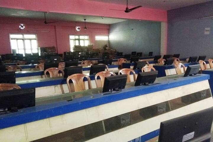 Veerangna Awanti Bai College campus in Chhatarpur, Madhya Pradesh, India — photo 4