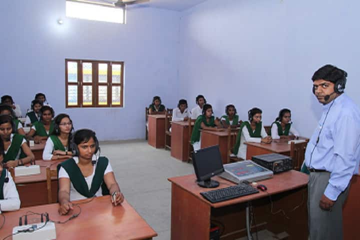 LN College campus in Shikohabad, Uttar Pradesh, India — photo 3