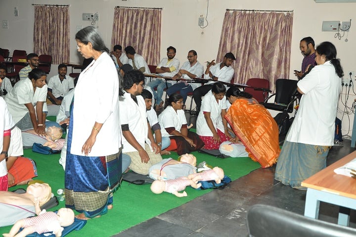 Government Siddhartha Medical College campus in Vijayawada, Andhra Pradesh, India — photo 3