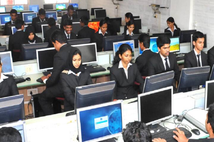 Srinivas School of Management campus in Mangalore, Karnataka, India — photo 4