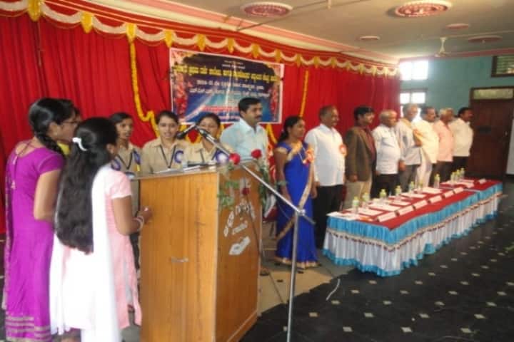 Government First Grade College campus in Haveri, Karnataka, India — photo 2