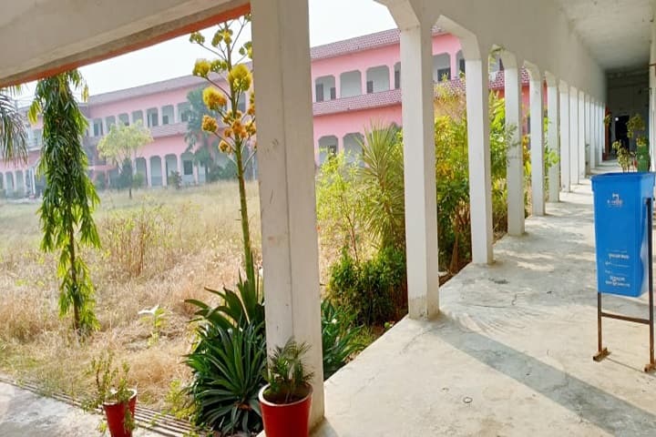 Bhagawan Adarsh PG College campus in Azamgarh, Uttar Pradesh, India — photo 2