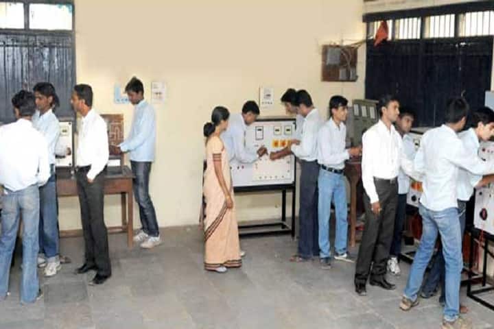 Poojya Sane Guruji Vidya Prasarak Mandal's DN Patel College of Engineering campus in Nandurbar, Maharashtra, India — photo 3