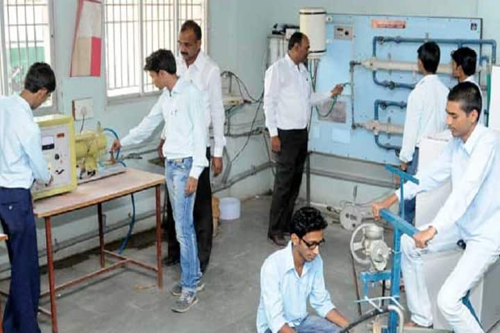 Poojya Sane Guruji Vidya Prasarak Mandal's DN Patel College of Engineering campus in Nandurbar, Maharashtra, India — photo 4
