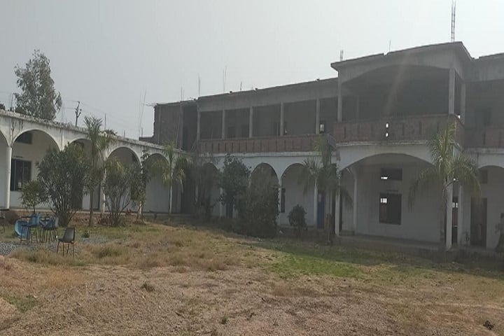 Ramkali Motilal Smarak Mahavidyalaya campus in Kannauj, Uttar Pradesh, India — photo 1