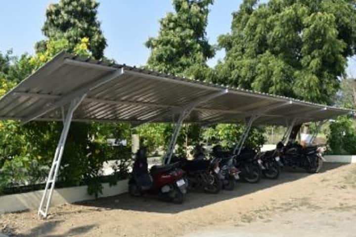 Shri Gadge Maharaj Mahavidyalay campus in Murtizapur, Maharashtra, India — photo 4
