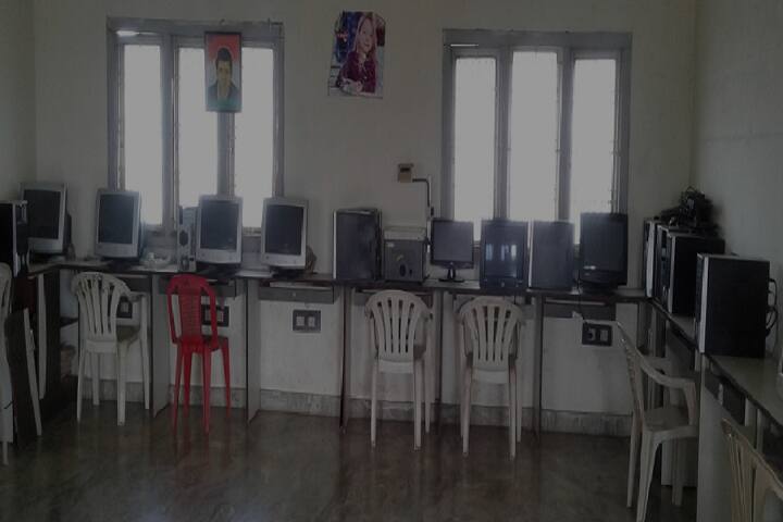 Smt Barla Subbalakshmi Degree College campus in Rajanagaram, Andhra Pradesh, India — photo 4