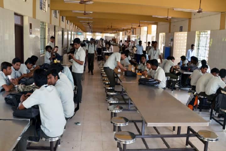 Krishna Sudama Sansthan campus in Ghazipur, Uttar Pradesh, India — photo 1
