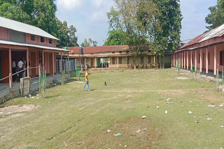 Srimanta Sankar-Madhab College campus in Barpeta, Assam, India — photo 1