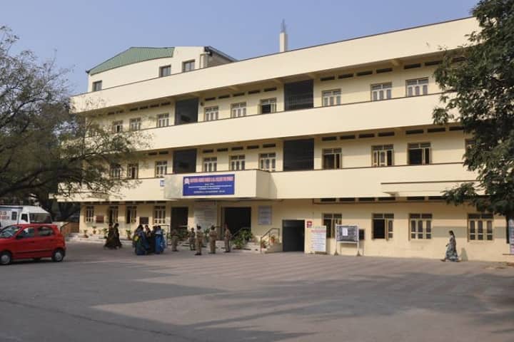Kasturba Gandhi Degree and PG College for Women, Secunderabad campus in Secunderabad, Telangana, India