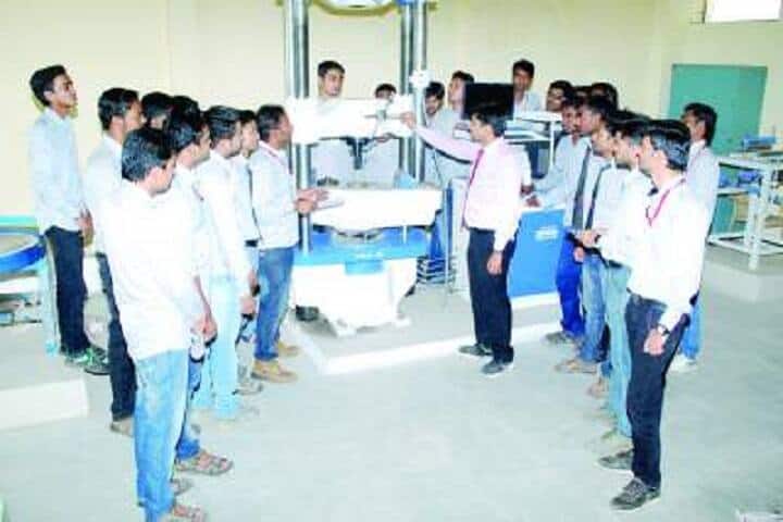 Matoshri College of Engineering and Research Centre campus in Nashik, Maharashtra, India — photo 4