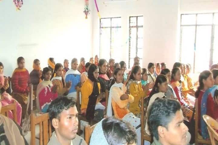 Government Degree College campus in Pratapgarh City, Uttar Pradesh, India — photo 2