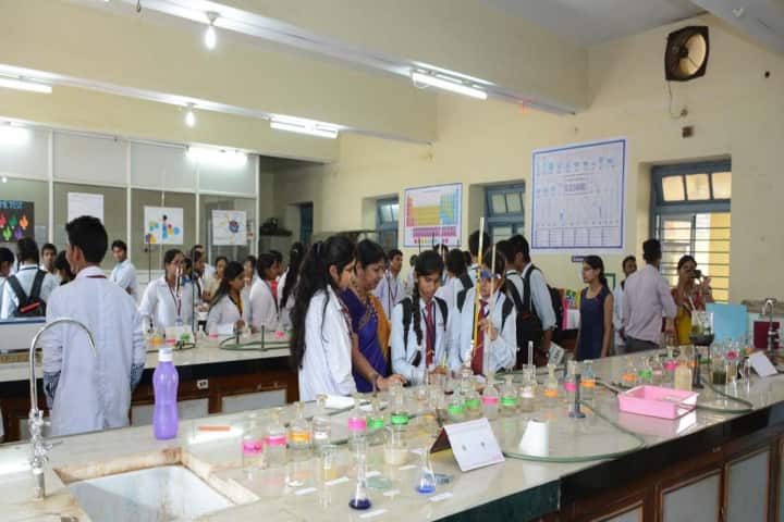 Government VYT PG Autonomous College campus in Durg, Chhattisgarh, India — photo 5