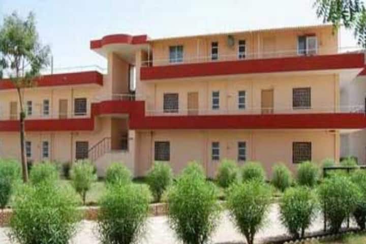 GS Jangid Teacher's Training College for Women campus in Jodhpur, Rajasthan, India — photo 1