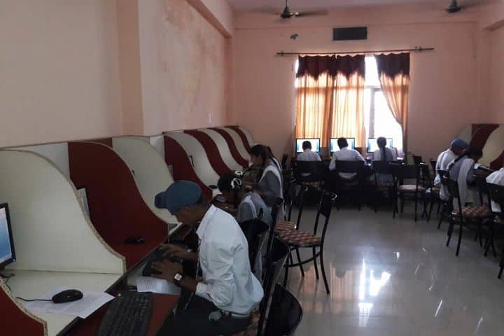 Golden Institute of Management and Technology campus in Gurdaspur, Punjab, India — photo 5