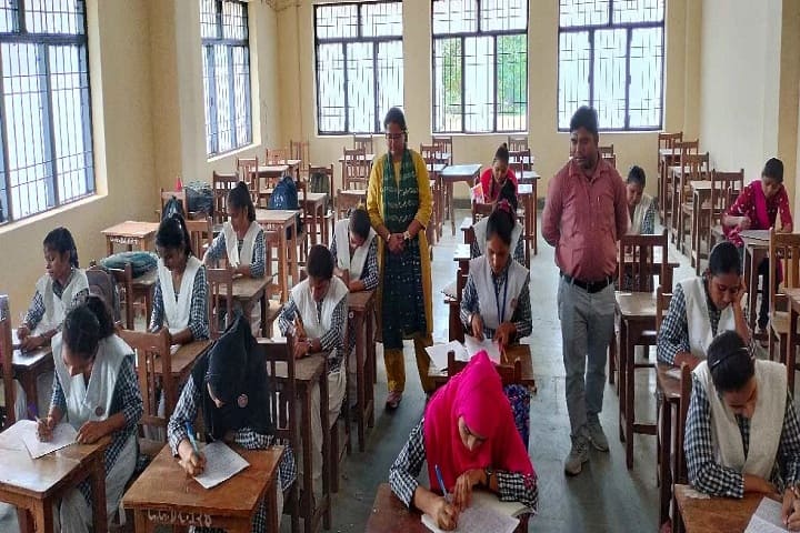Rajkiya Mahila Mahavidyalaya campus in Kannauj, Uttar Pradesh, India — photo 2