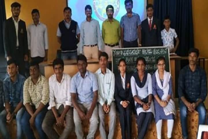 Government First Grade College campus in Pachhapur, Karnataka, India — photo 3