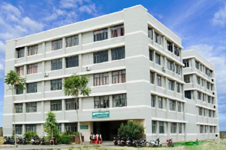 Indirani College of Nursing campus in Puducherry, India — photo 1