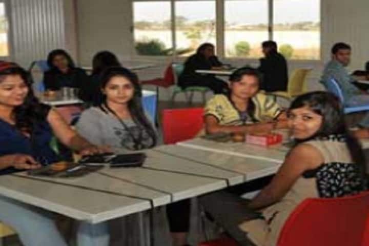 Kruti School of Business Management campus in Raipur, Chhattisgarh, India — photo 2